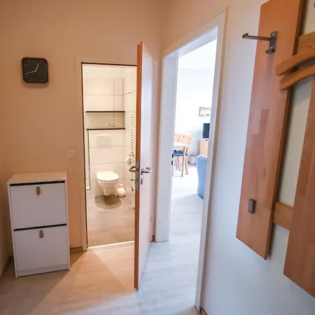 Zur Schoenen Aussicht - Fw 6 *