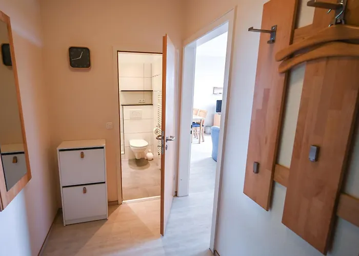 Zur Schoenen Aussicht - Fw 6 *